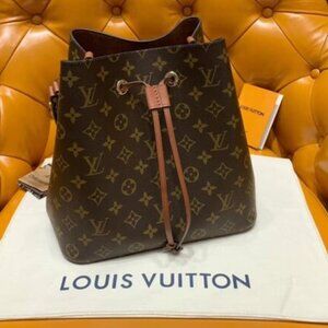 🌲🌲LOUIS VUITTON Monogram NeoNoe Bucket Bag-Caramel Interior